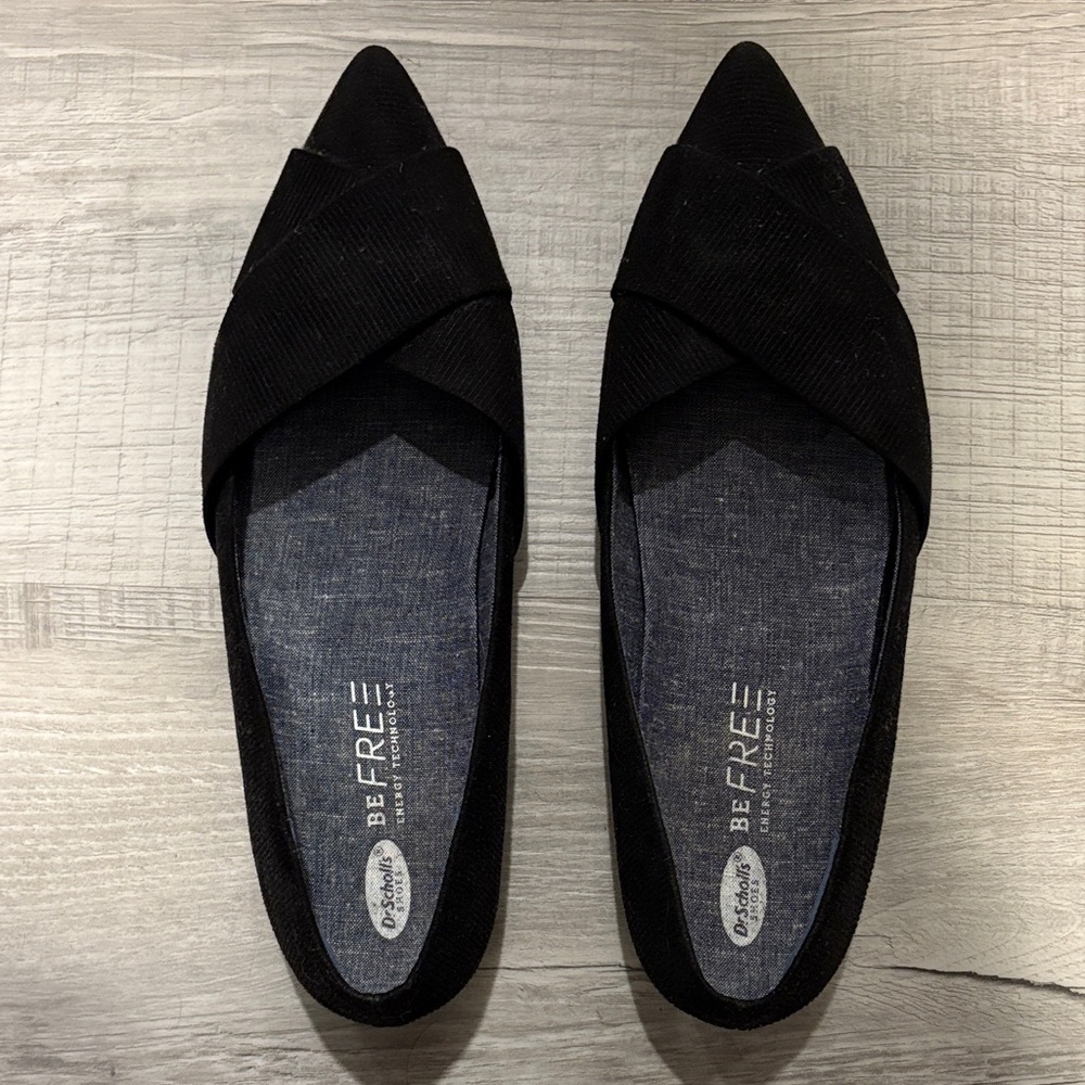 Black Women's Flats